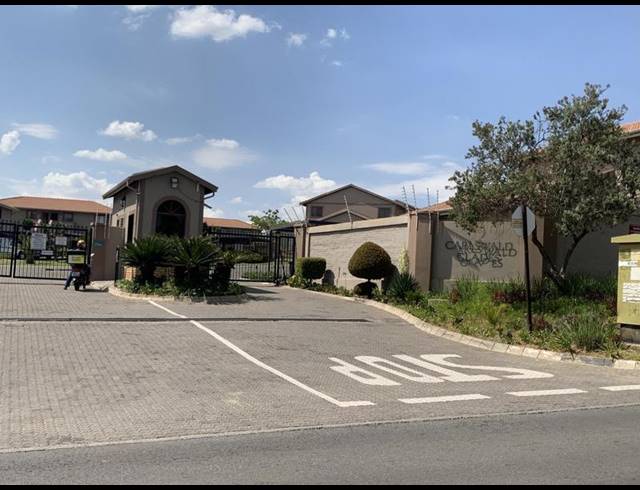 2 BEDROOM APARTMENT FOR SALE IN HALFWAY GARDENS